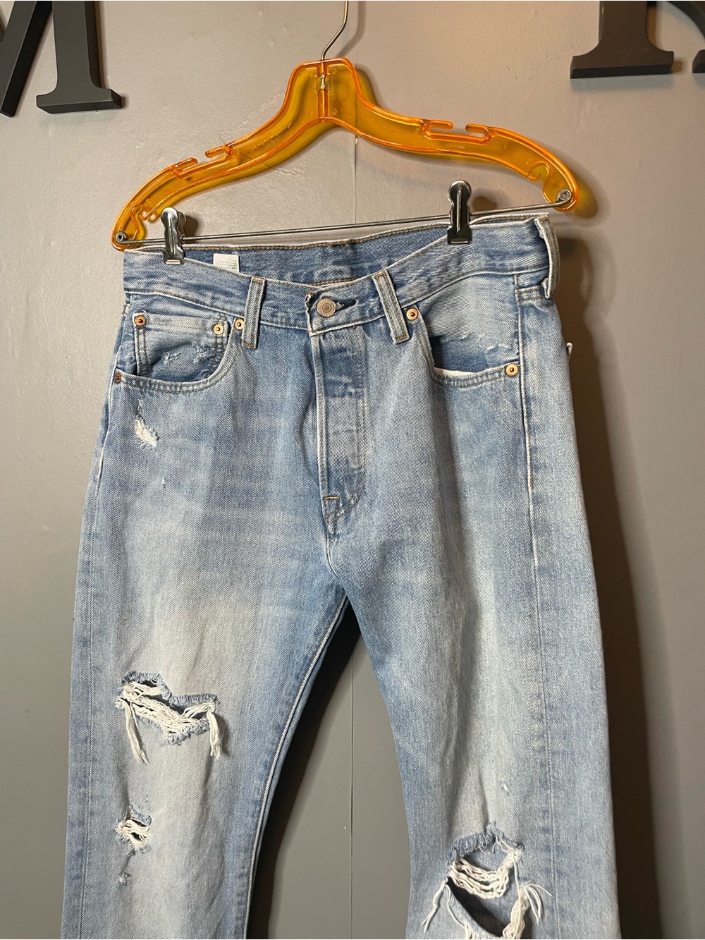 Levi's 501 Light Blue Distressed Men's Jeans 32x32 - Picture 2 of 11